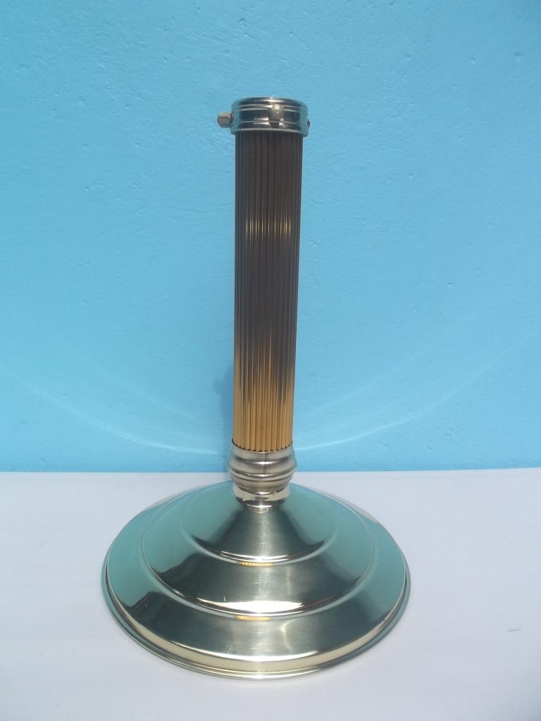 base pie de alfombra astreado