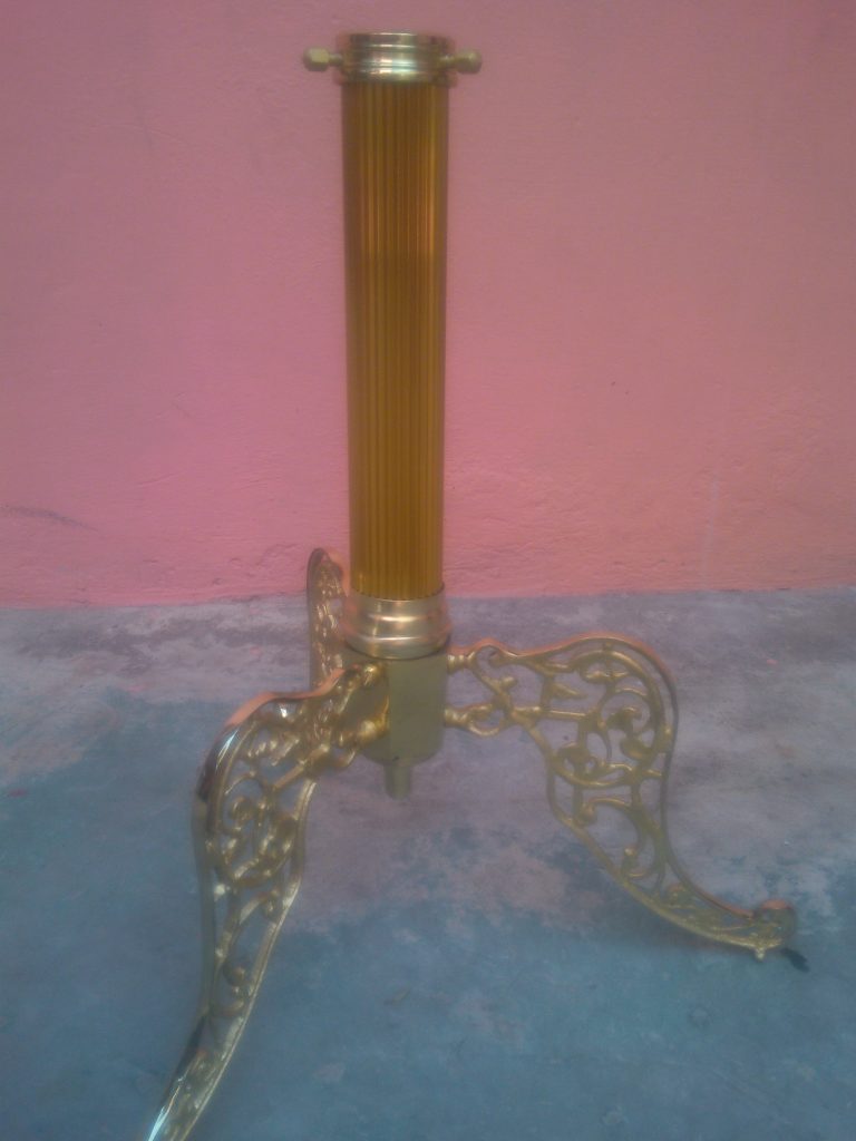 base tripie tubo astreado