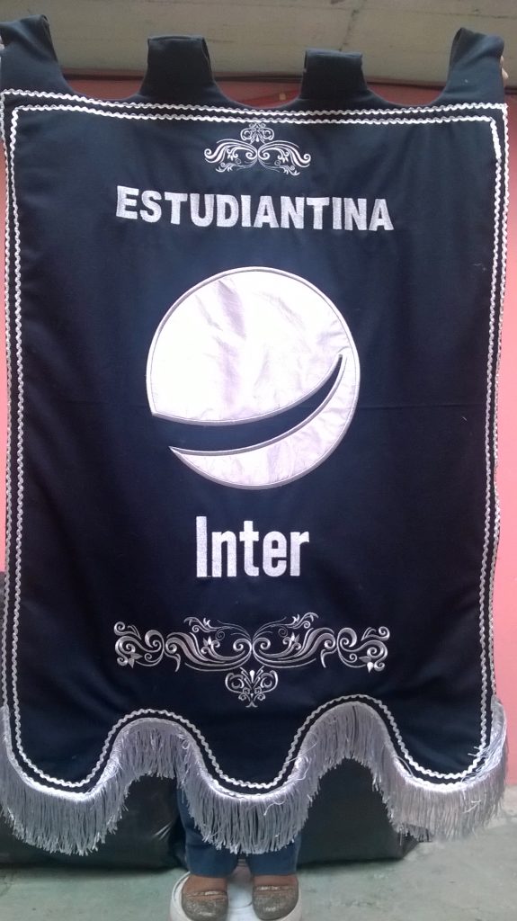 estandarte aplcado y bordado