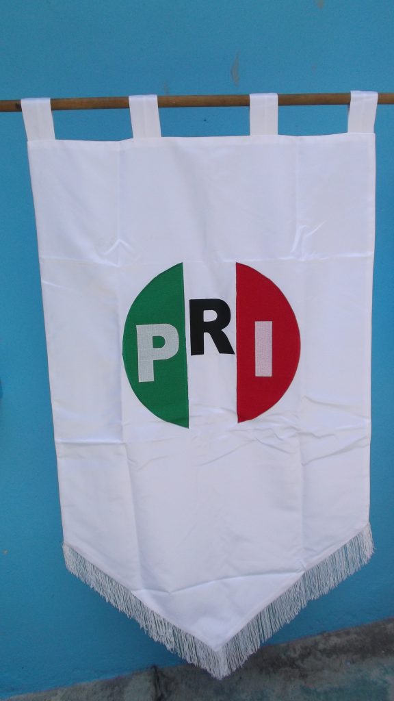 estandarte bordado pri 1